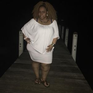 Meet your Posher, Marolyn